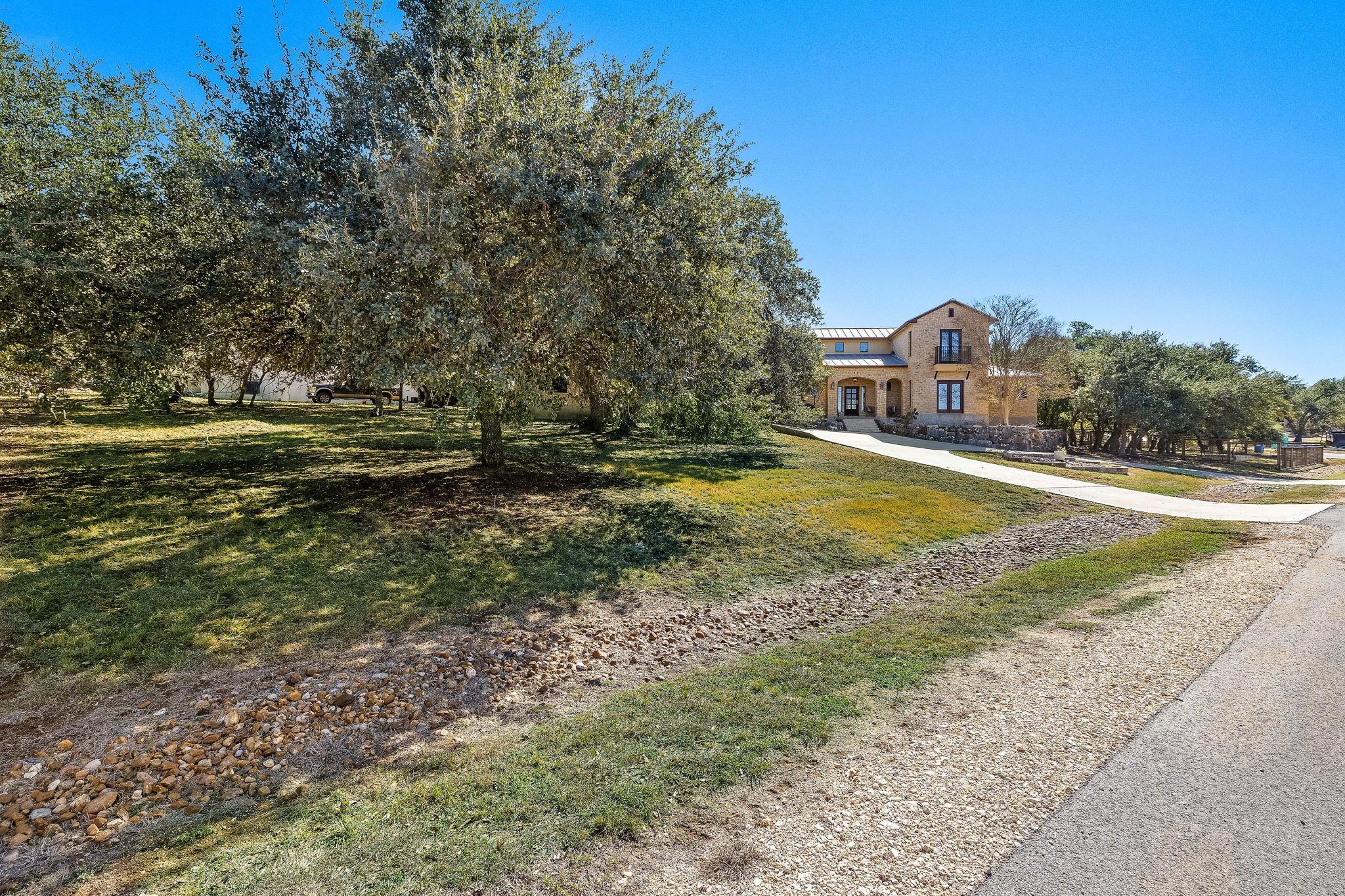 131 Chase Oaks Dr, New Braunfels, TX 78132