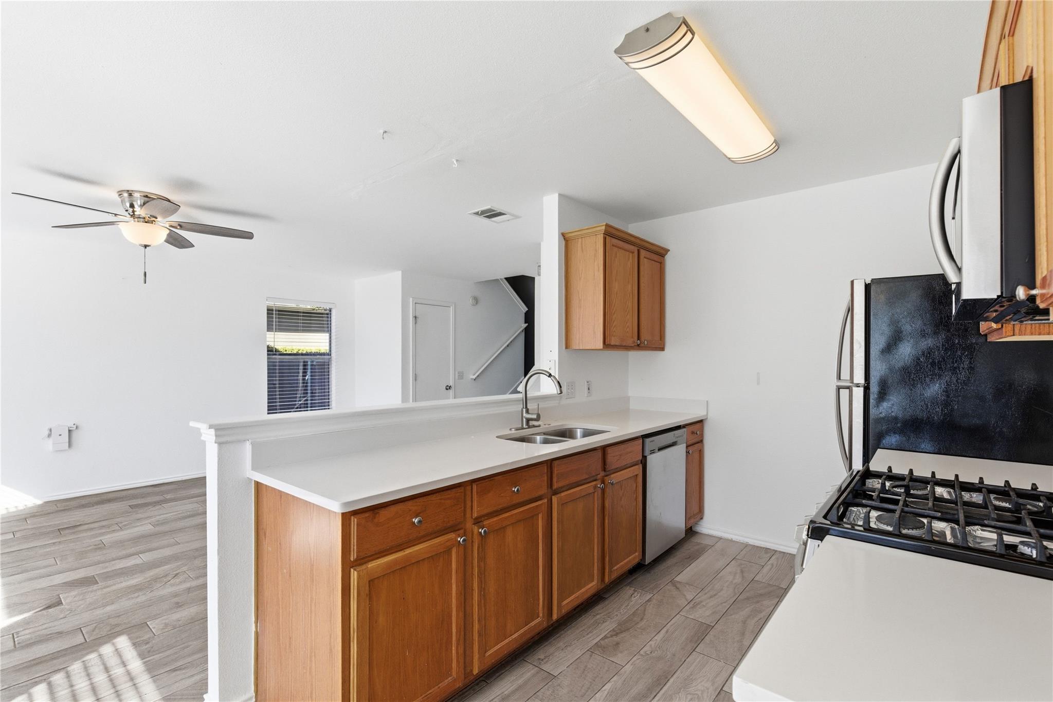 1109 Mooreland Dr, Austin, TX 78748