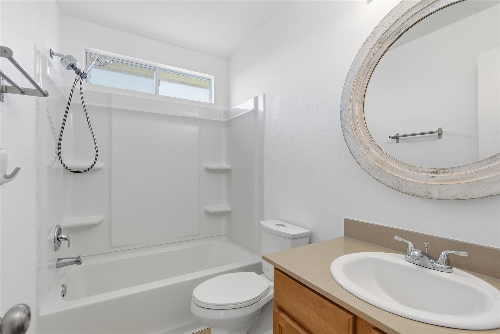 1109 Mooreland Dr, Austin, TX 78748