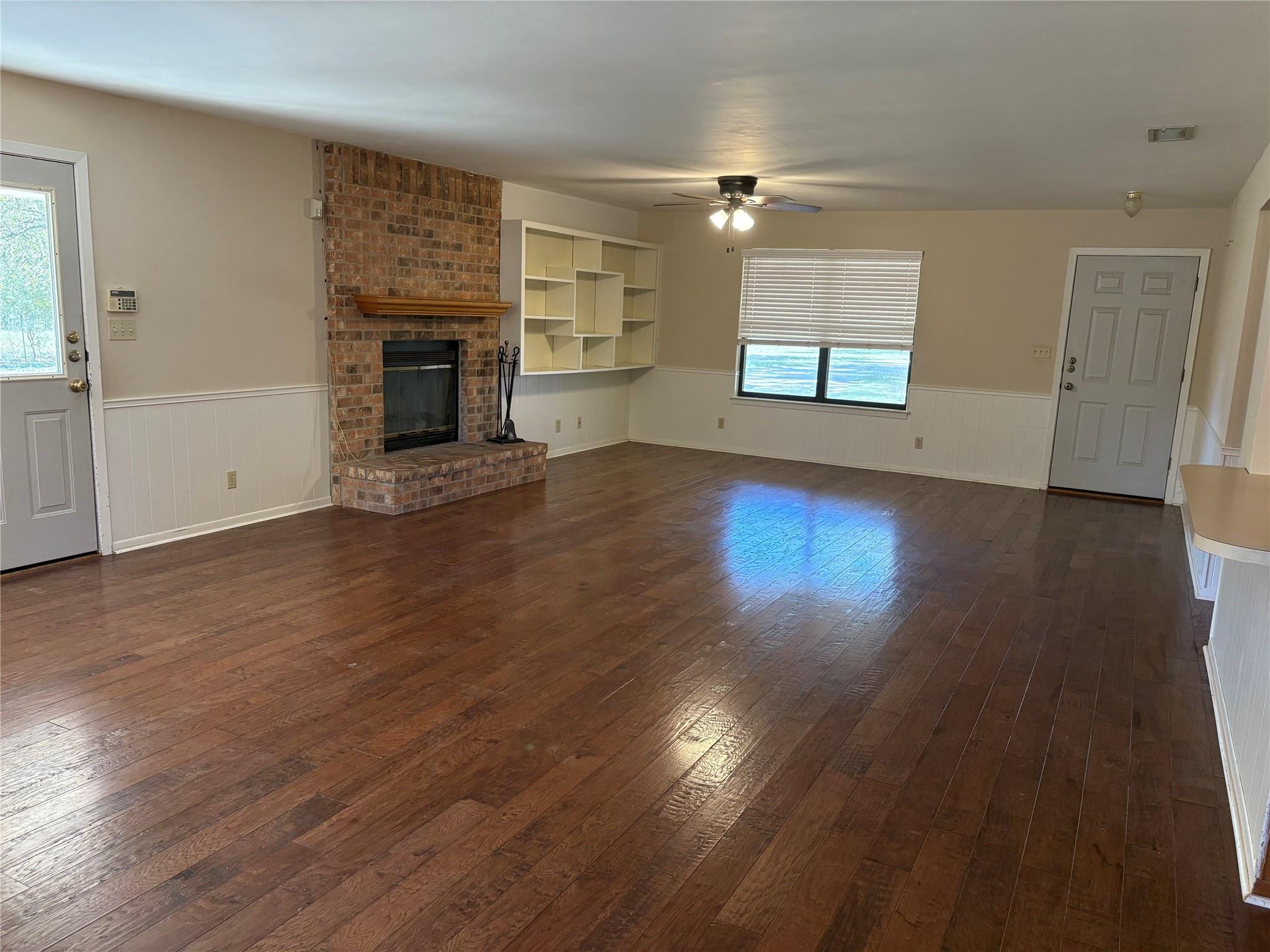 12421 Lowden Ln # A, Manchaca, TX 78652