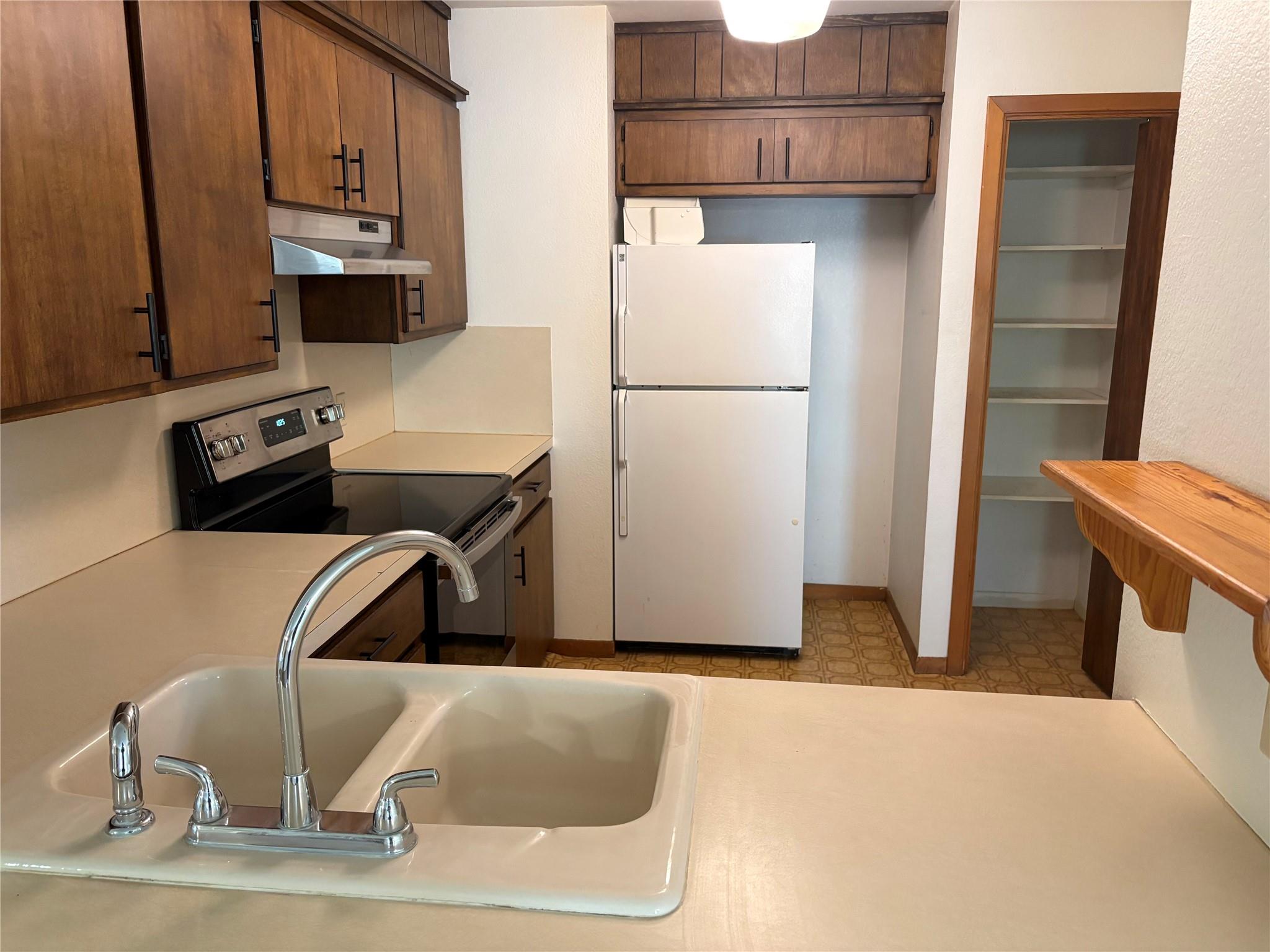 12421 Lowden Ln # A, Manchaca, TX 78652