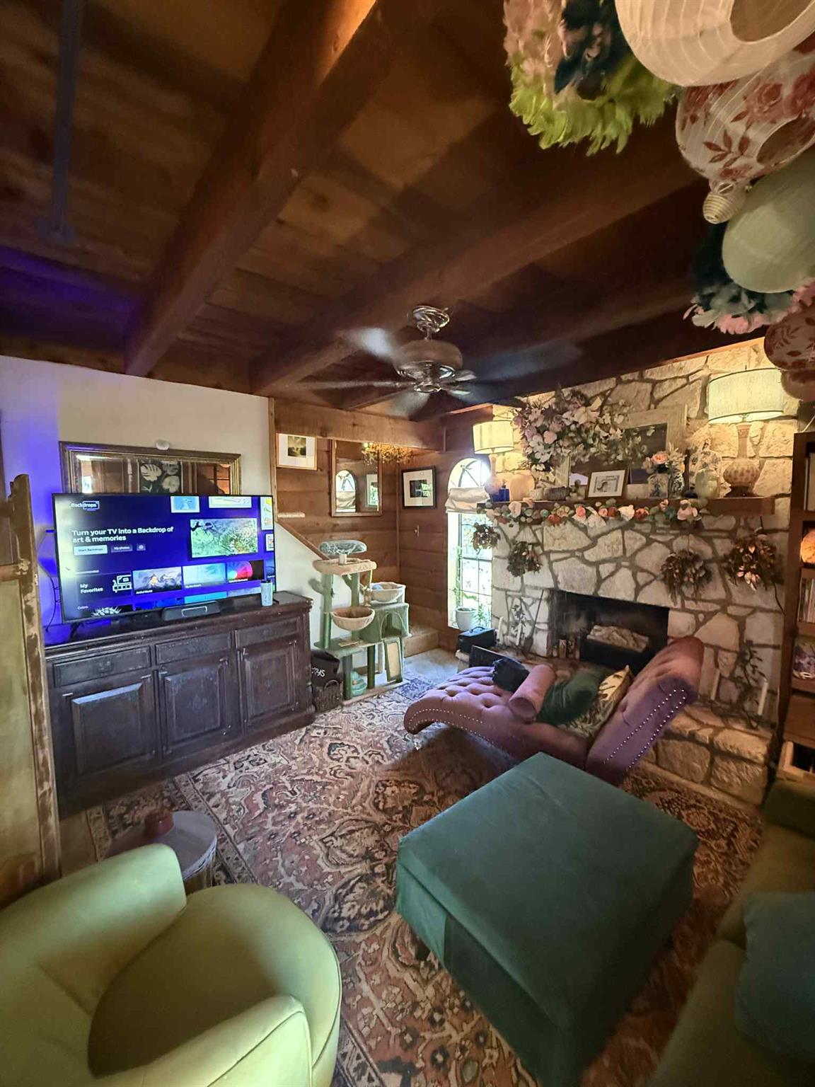 206 Topspin Dr, Spicewood, TX 78669