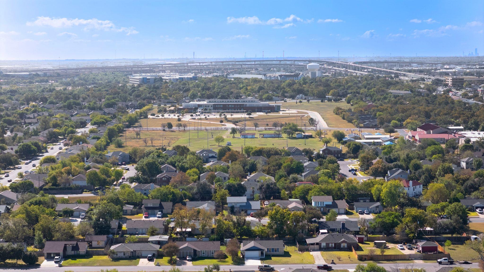 506 Quail Creek Dr, Round Rock, TX 78664