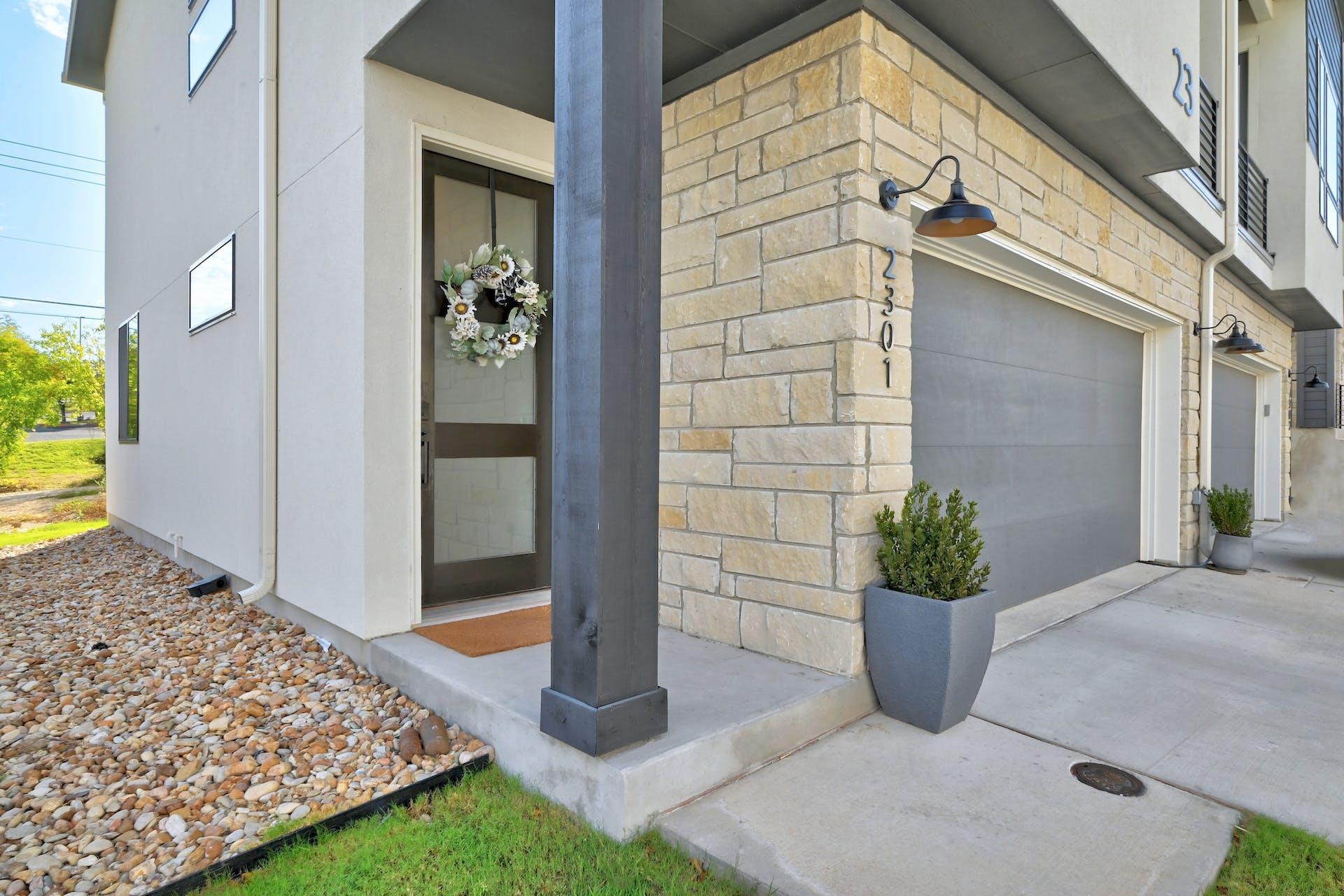 2050 Lohmans Spur Rd # 2301, Lakeway, TX 78734