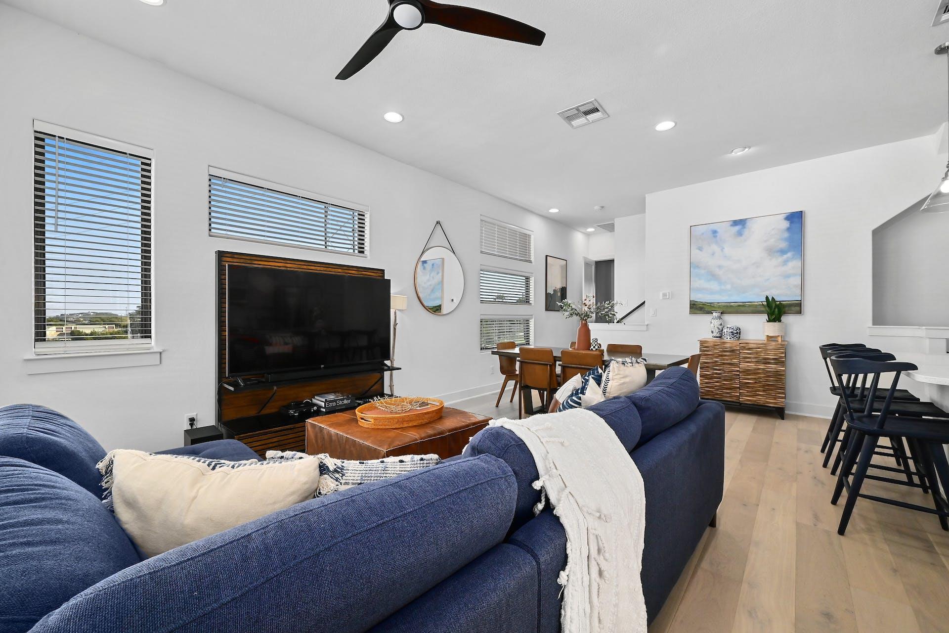 2050 Lohmans Spur Rd # 2301, Lakeway, TX 78734