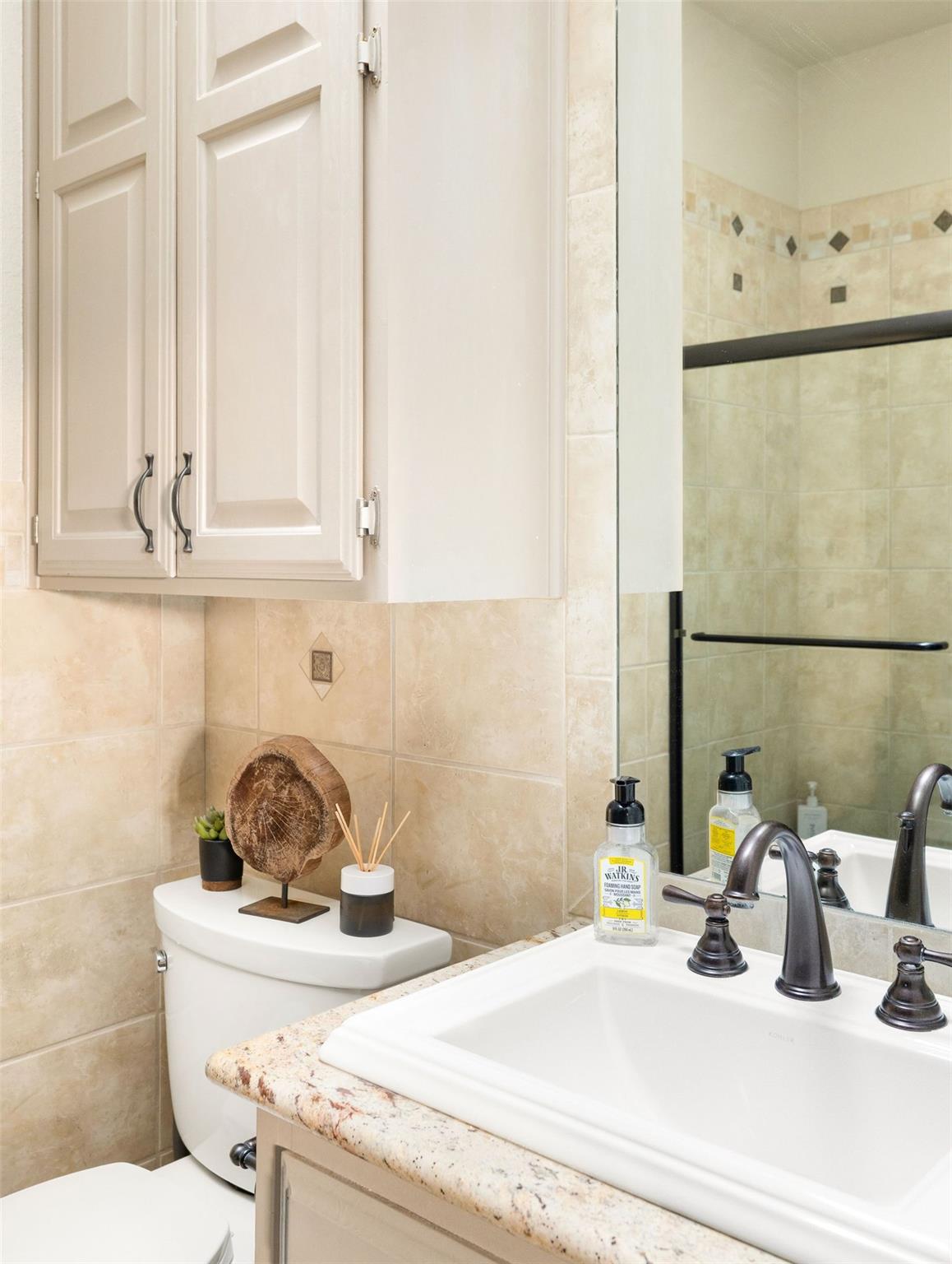 927 Challenger, Lakeway, TX 78734