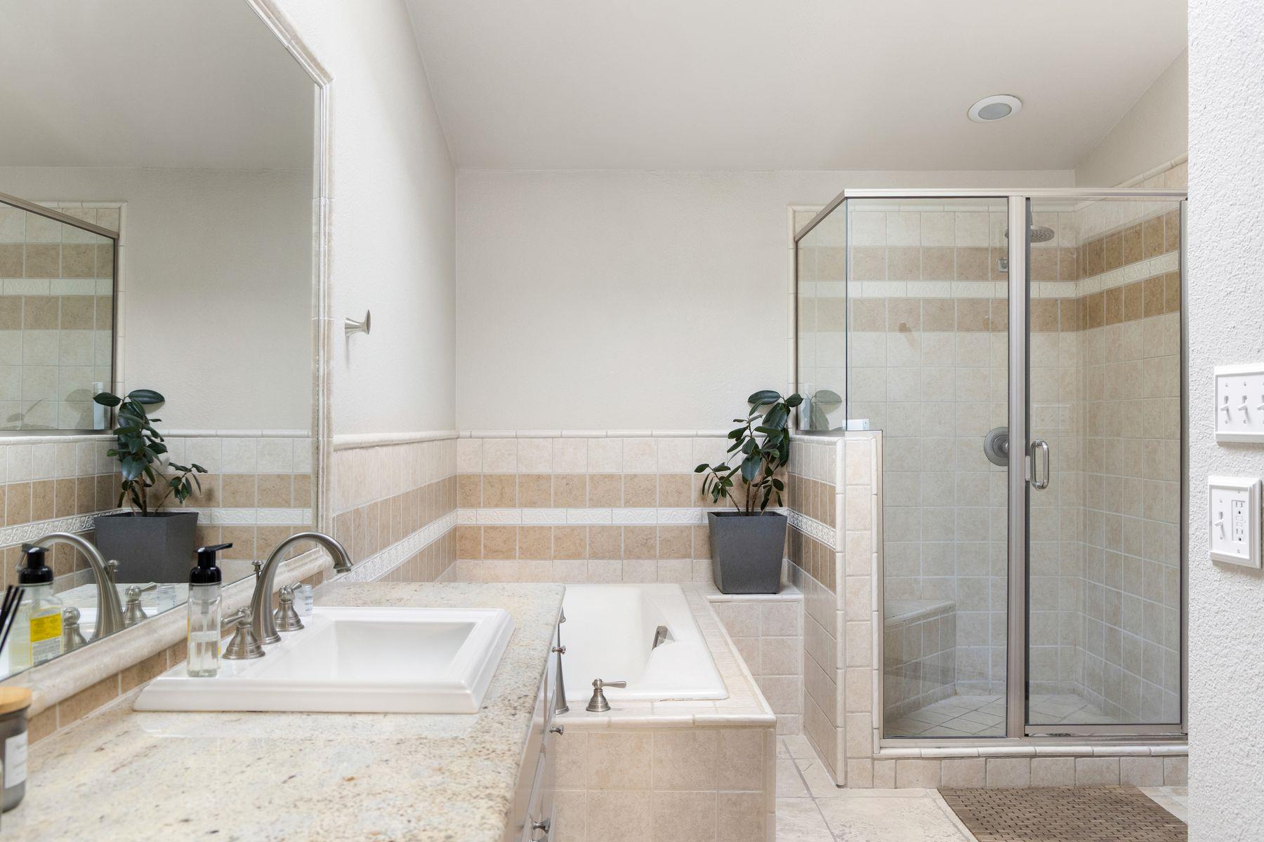 927 Challenger, Lakeway, TX 78734