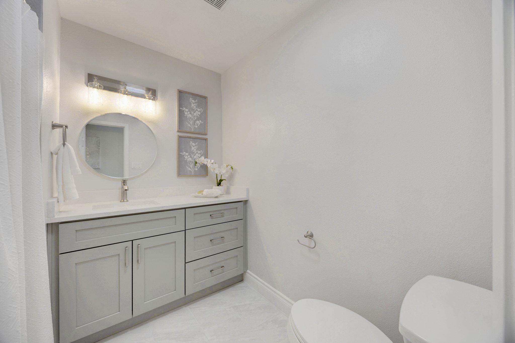 202 S Lake Creek Dr, Round Rock, TX 78681