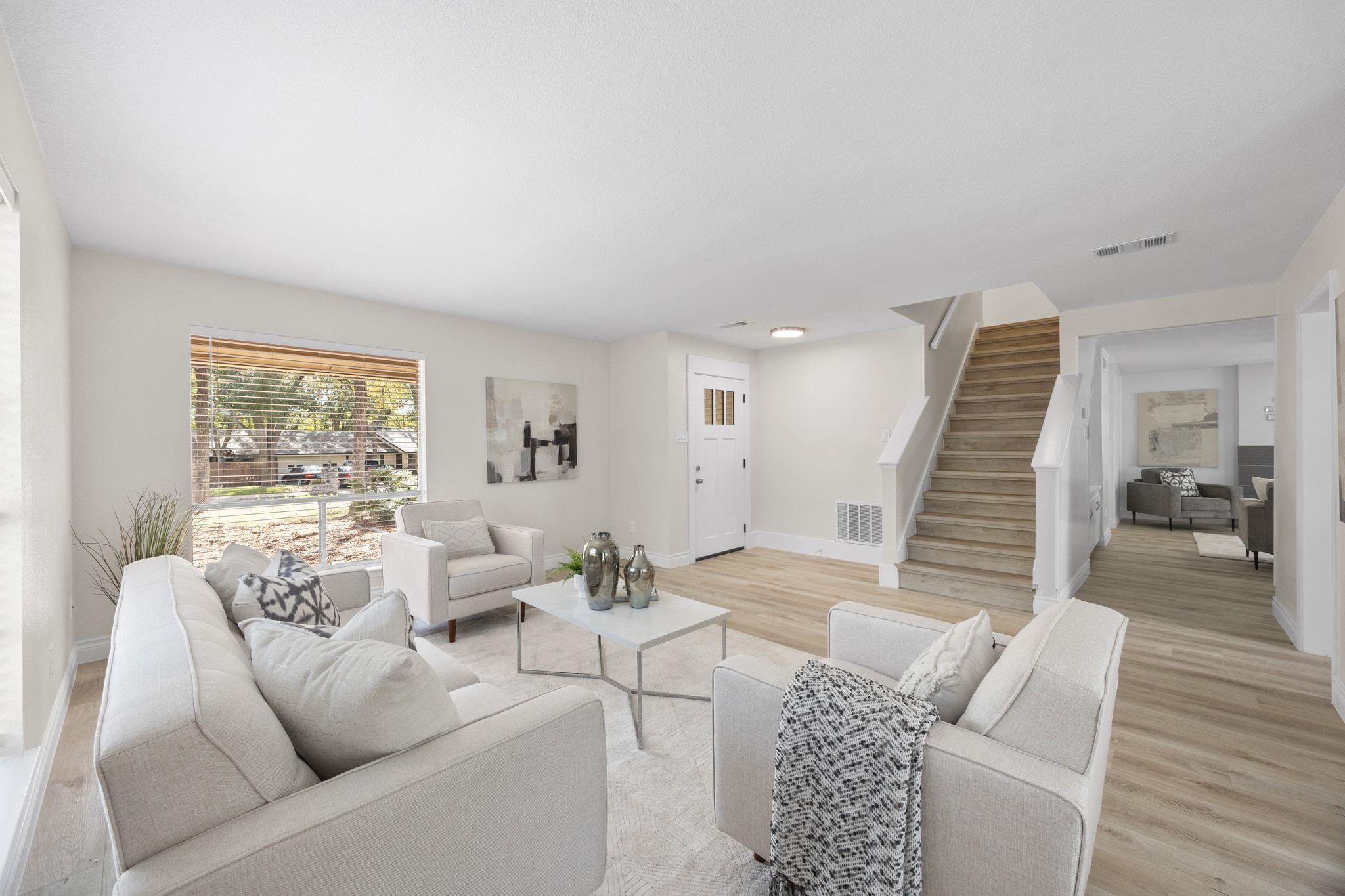 202 S Lake Creek Dr, Round Rock, TX 78681