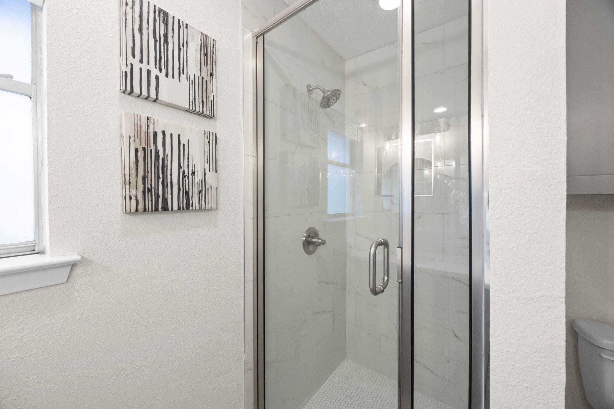 202 S Lake Creek Dr, Round Rock, TX 78681