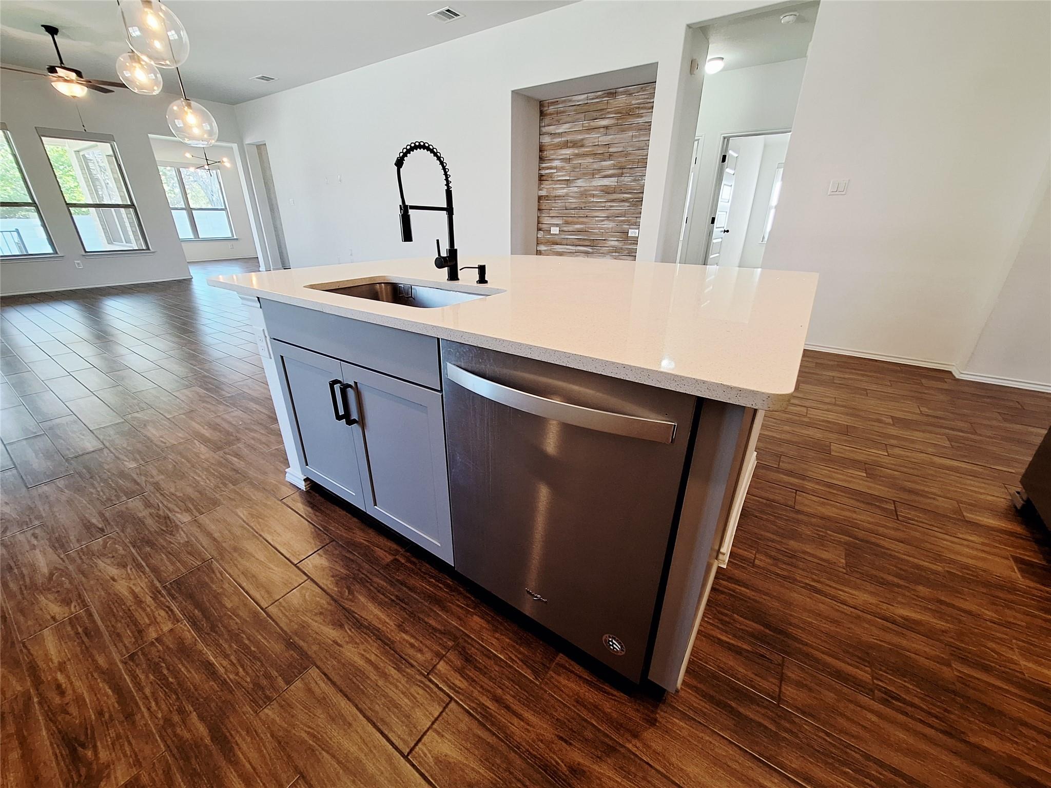 1104 River Vista Rd, Georgetown, TX 78628