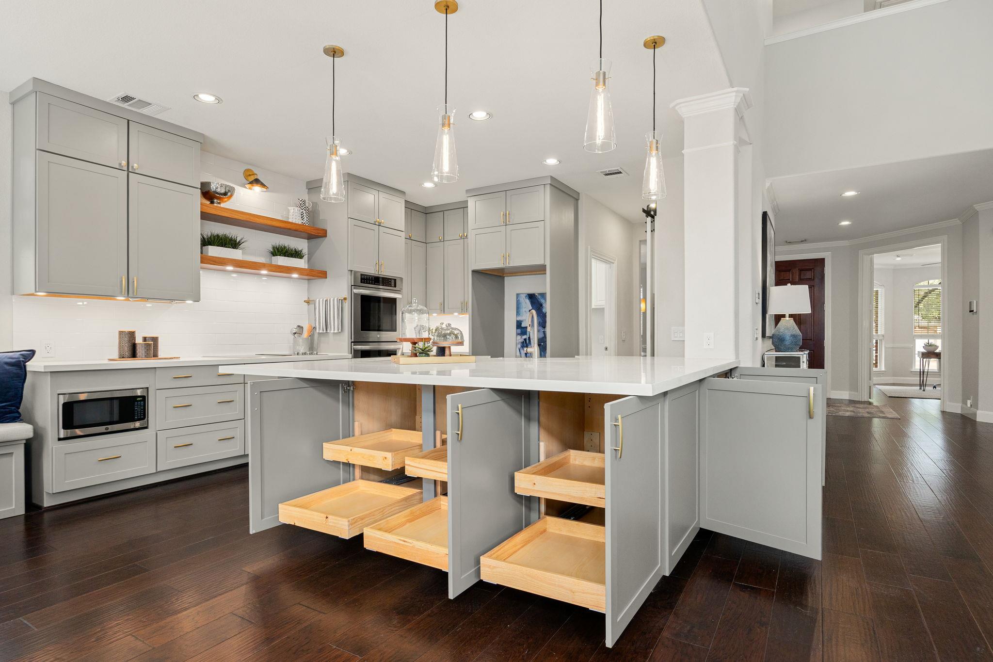 7913 Davis Mountain Pass, Austin, TX 78726