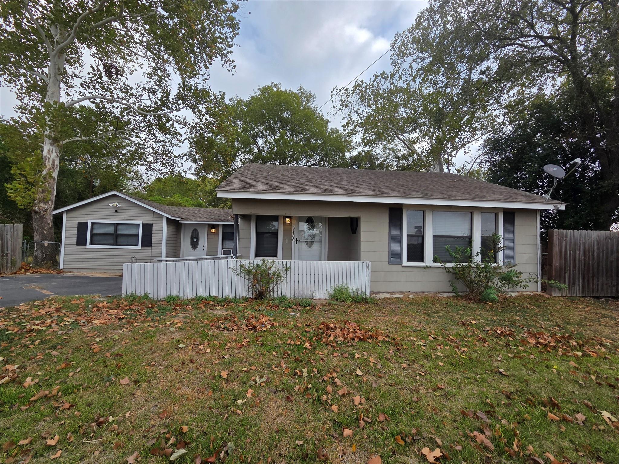 3400 W State Highway 71, La Grange, TX 78945