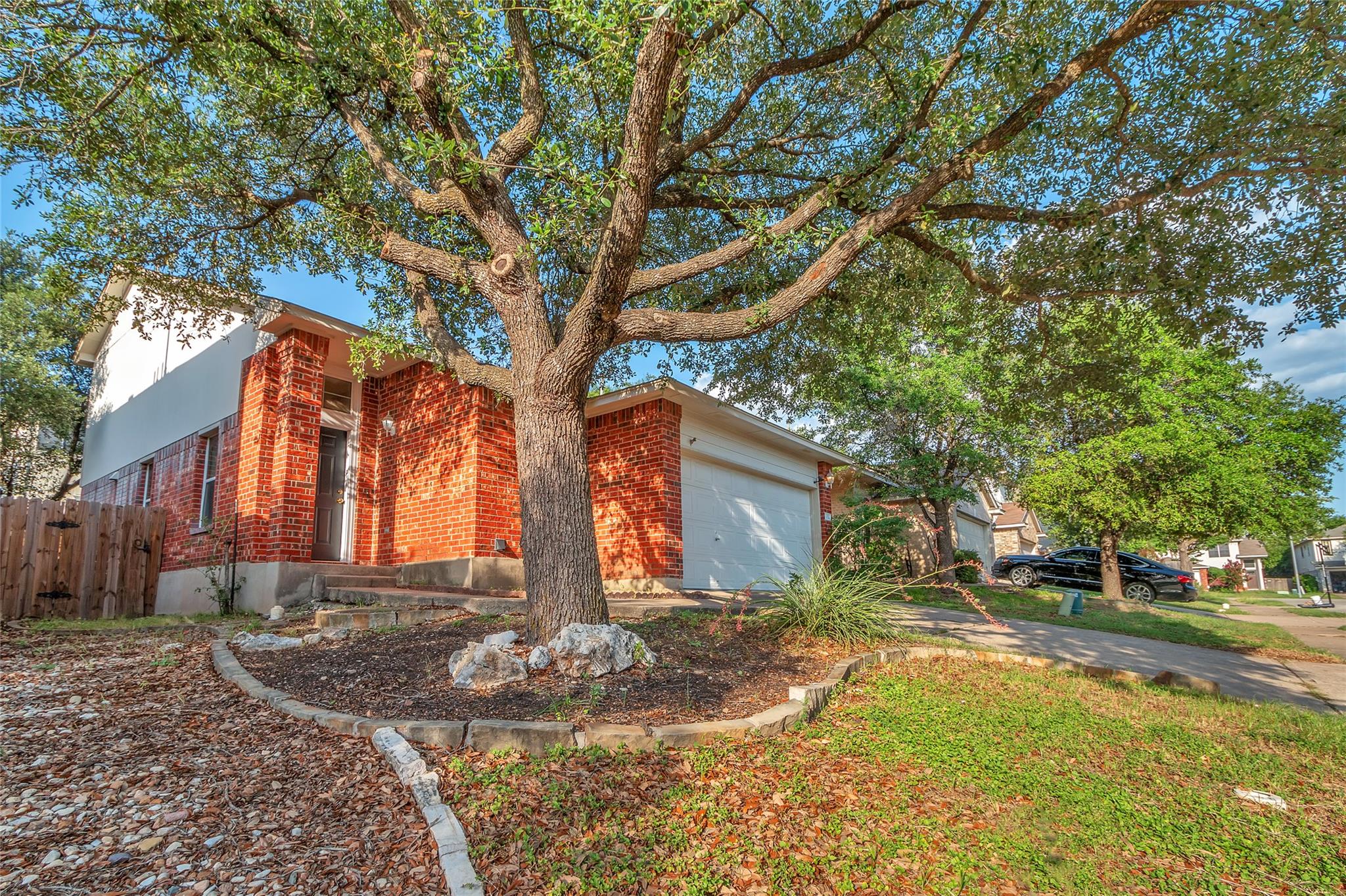 1012 Traci Michelle Dr, Pflugerville, TX 78660