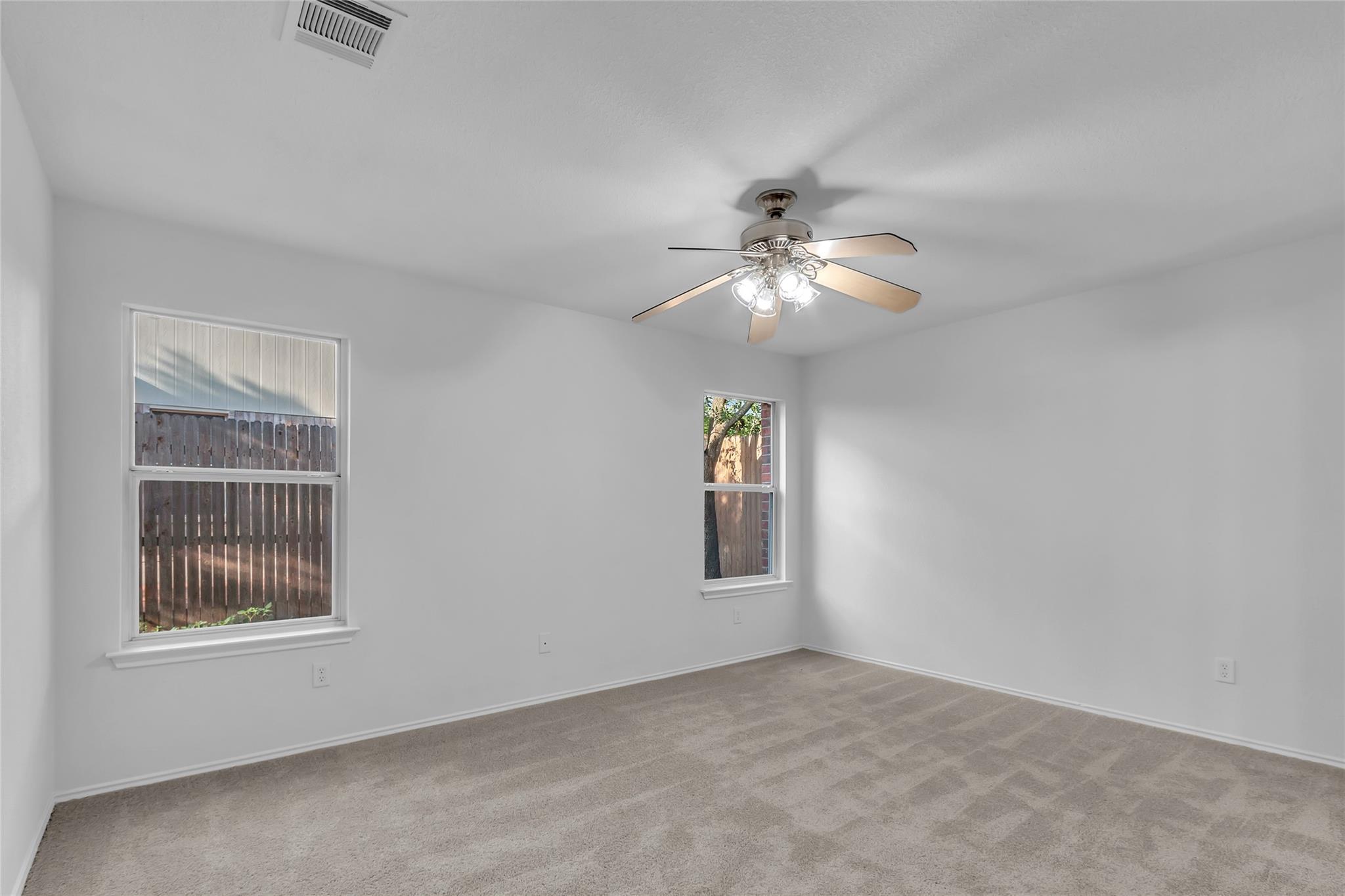 1012 Traci Michelle Dr, Pflugerville, TX 78660