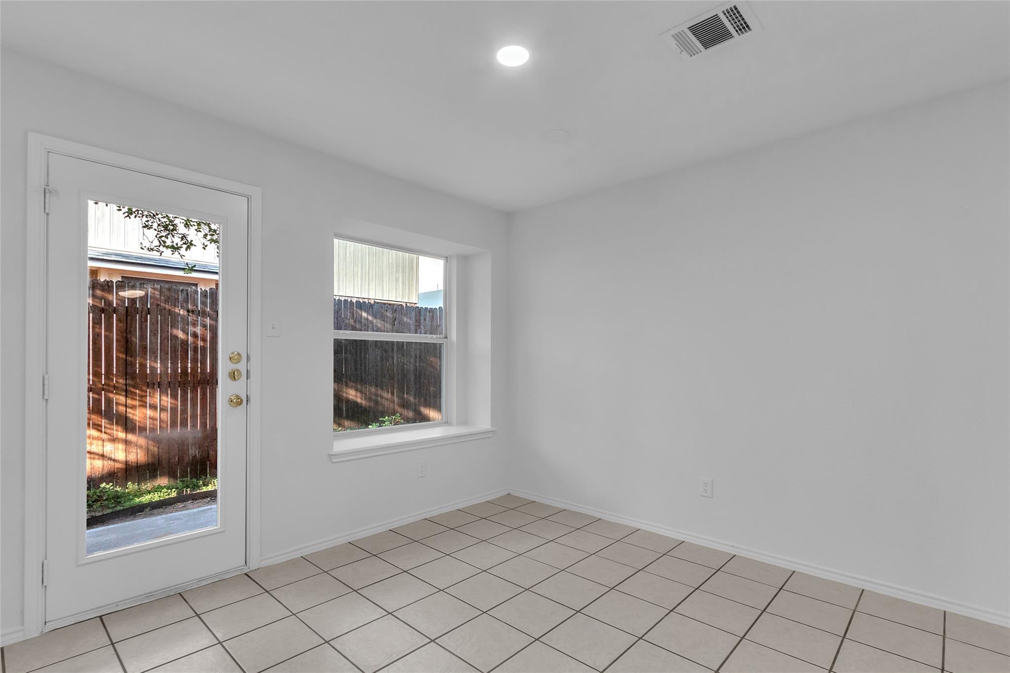 1012 Traci Michelle Dr, Pflugerville, TX 78660