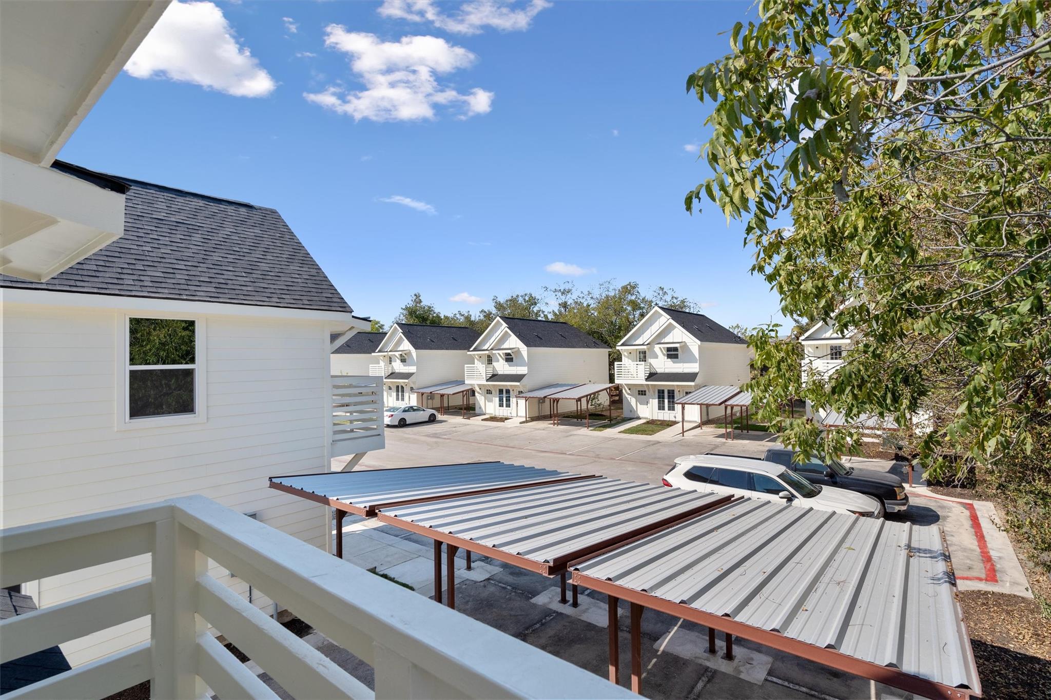 2002 2nd St # 402, Taylor, TX 76574