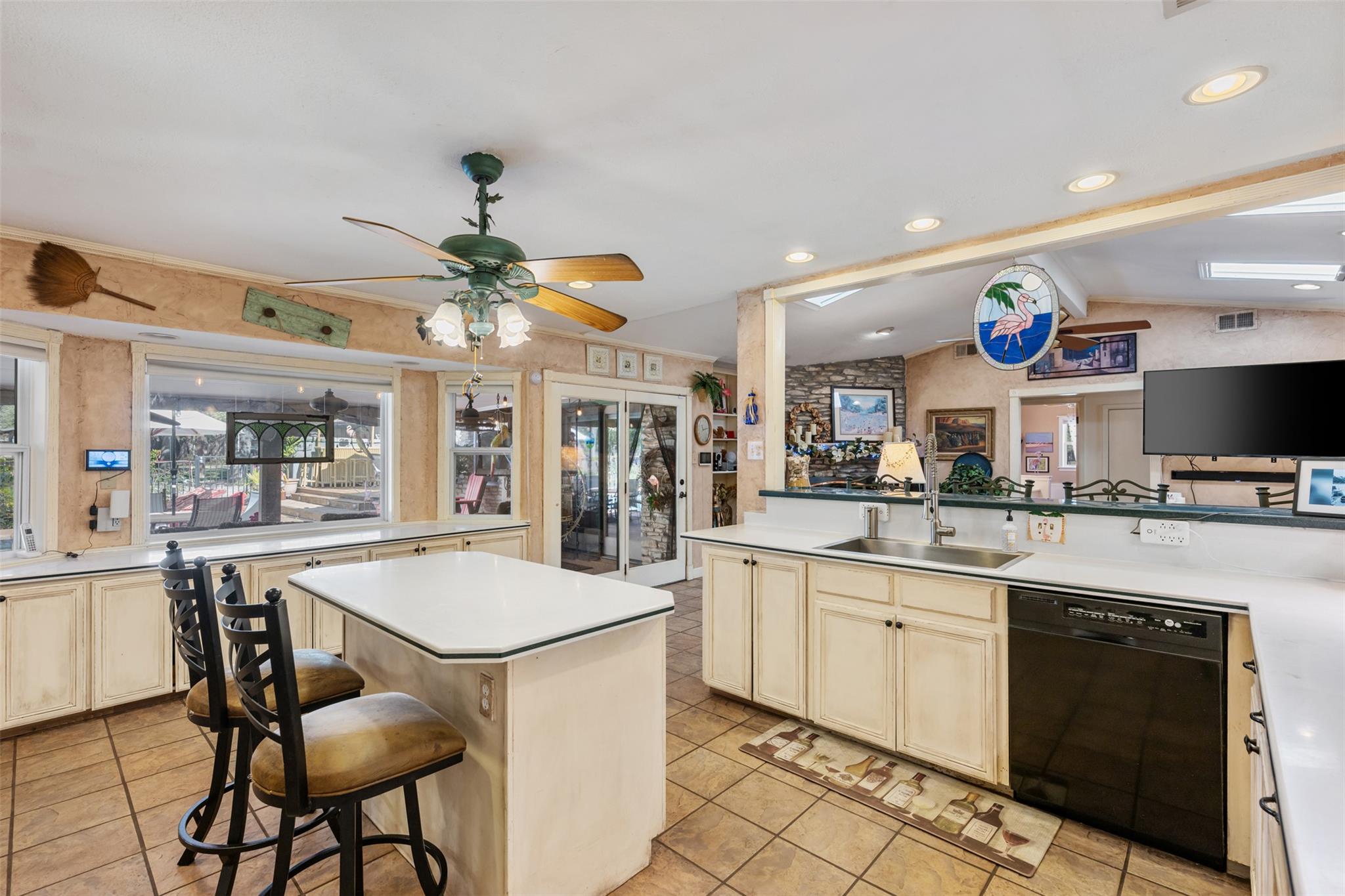 1109 Cedar Park Dr, Cedar Park, TX 78613