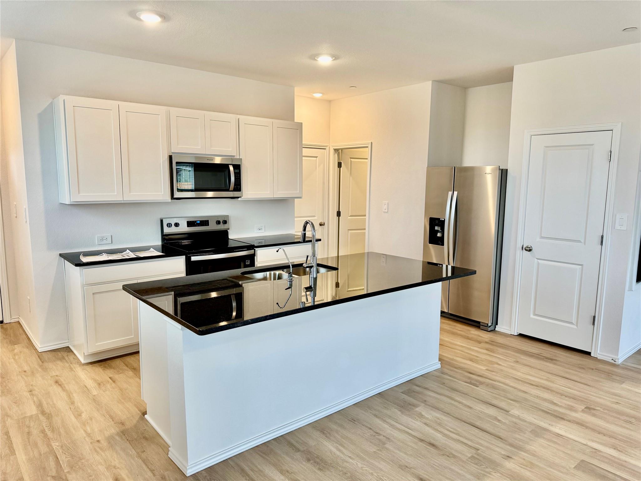 165 Cinnabar Ln # 5, Kyle, TX 78640