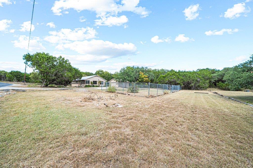 10 W El Camino Real, Wimberley, TX 78676