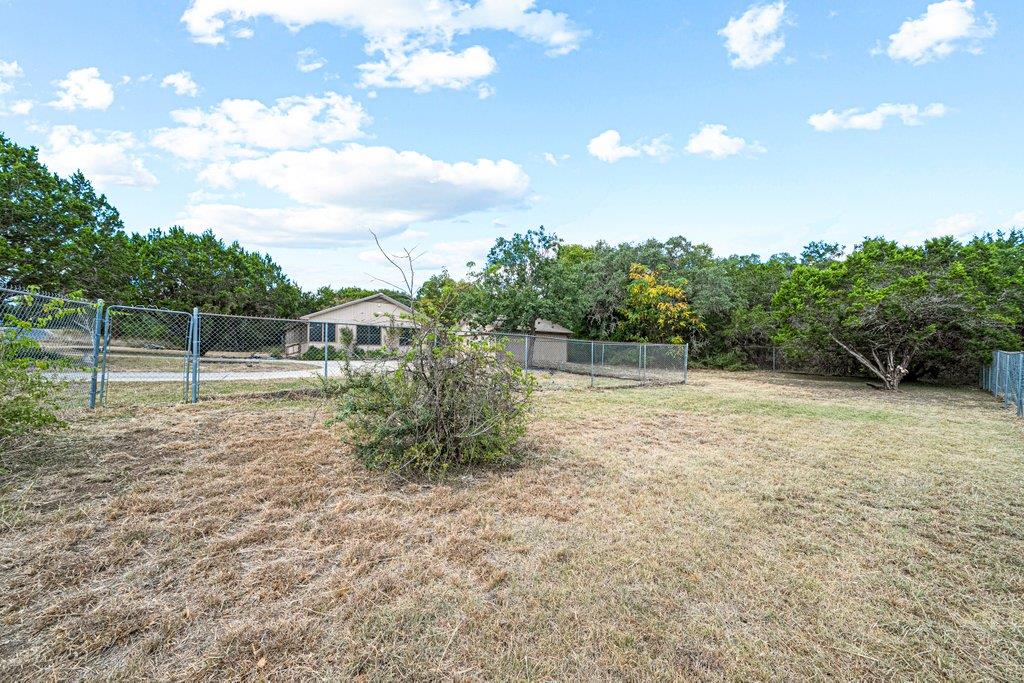 10 W El Camino Real, Wimberley, TX 78676