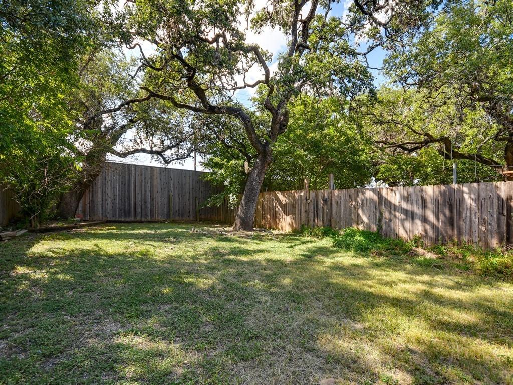 2606 Carnarvon Ln # A, Austin, TX 78704