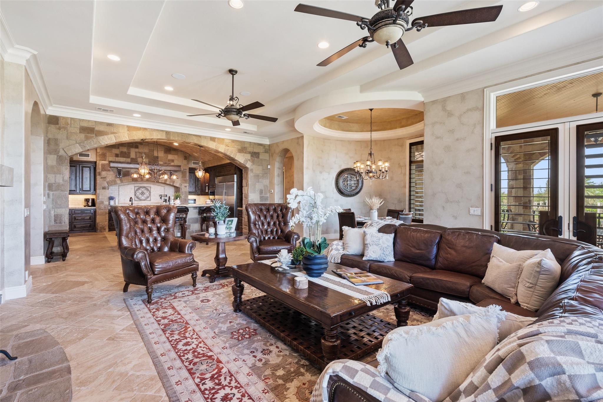 210 Costa Bella Dr, Austin, TX 78734