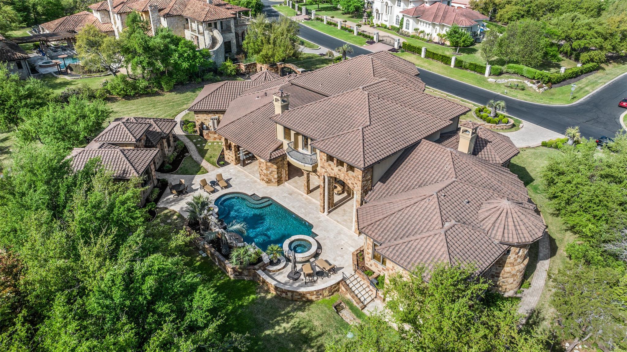 210 Costa Bella Dr, Austin, TX 78734