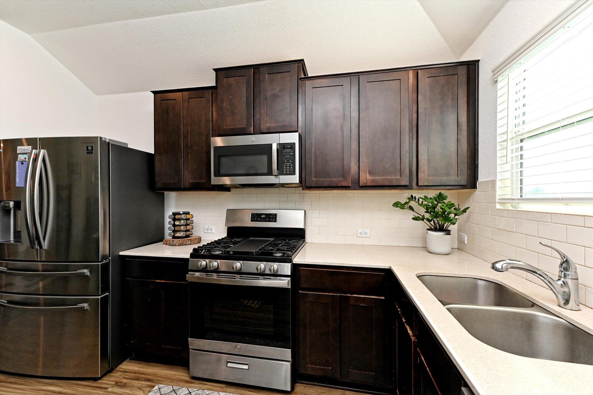 6508 Strelitzia Cv, Round Rock, TX 78665