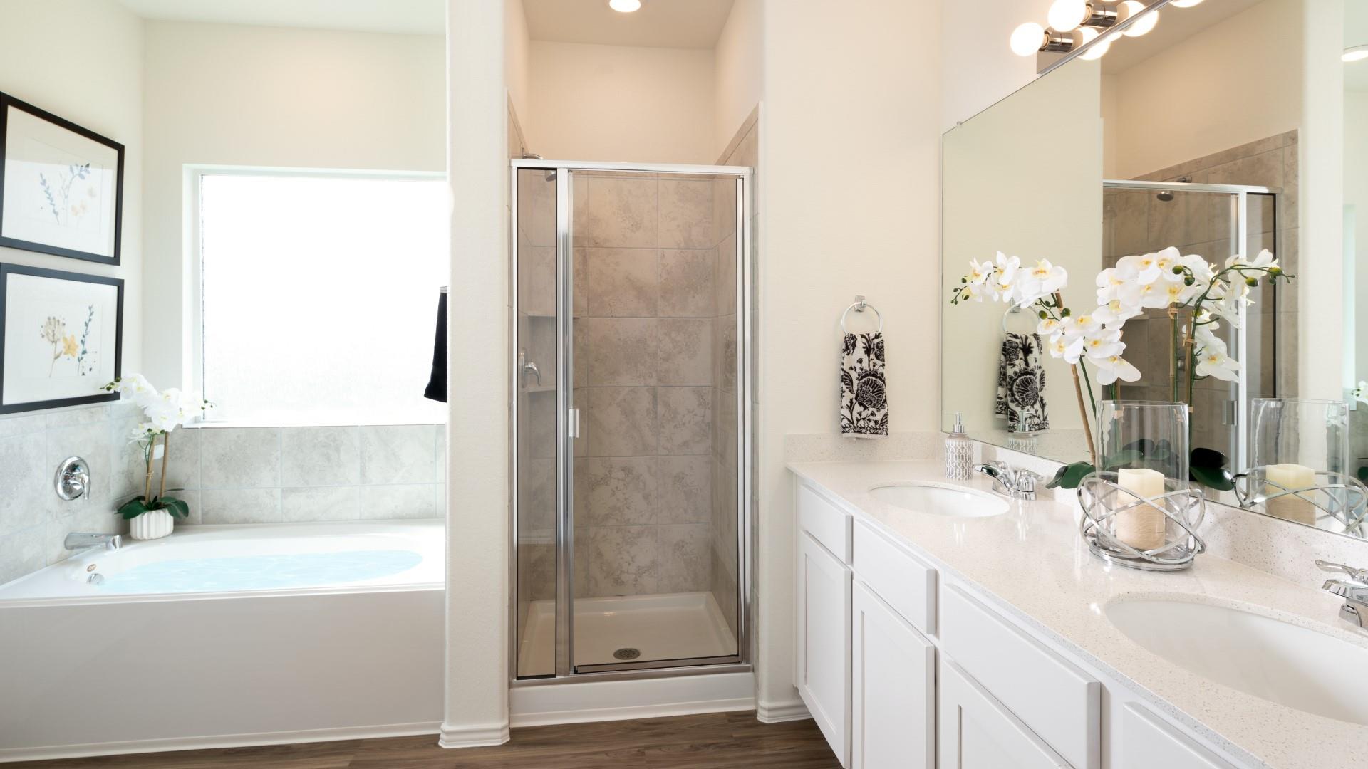 212 Herald Dr, Hutto, TX 78634