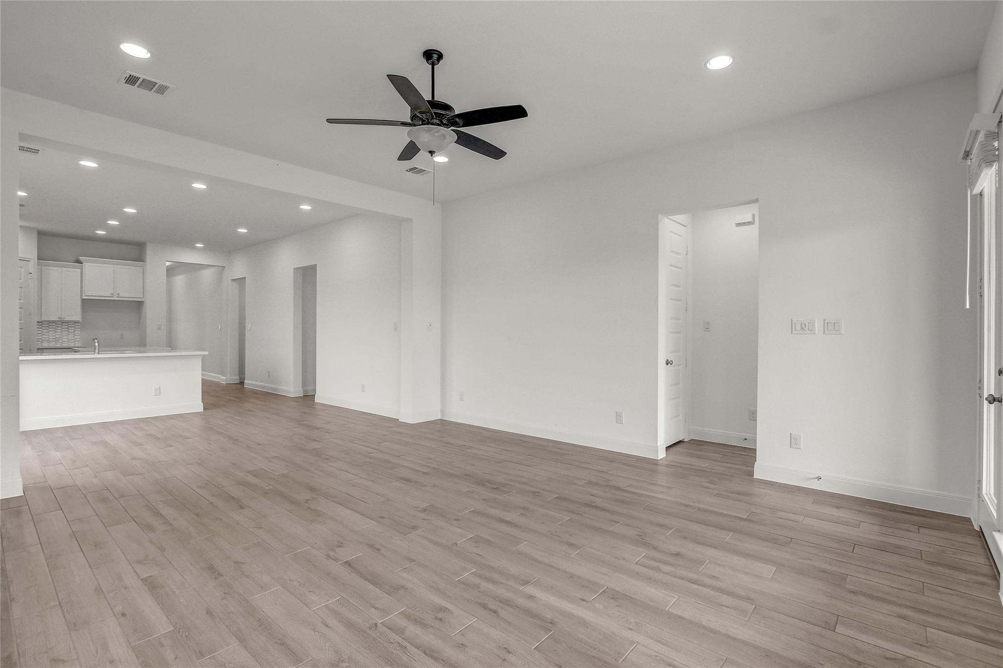 102 Marvins Bnd, Georgetown, TX 78626