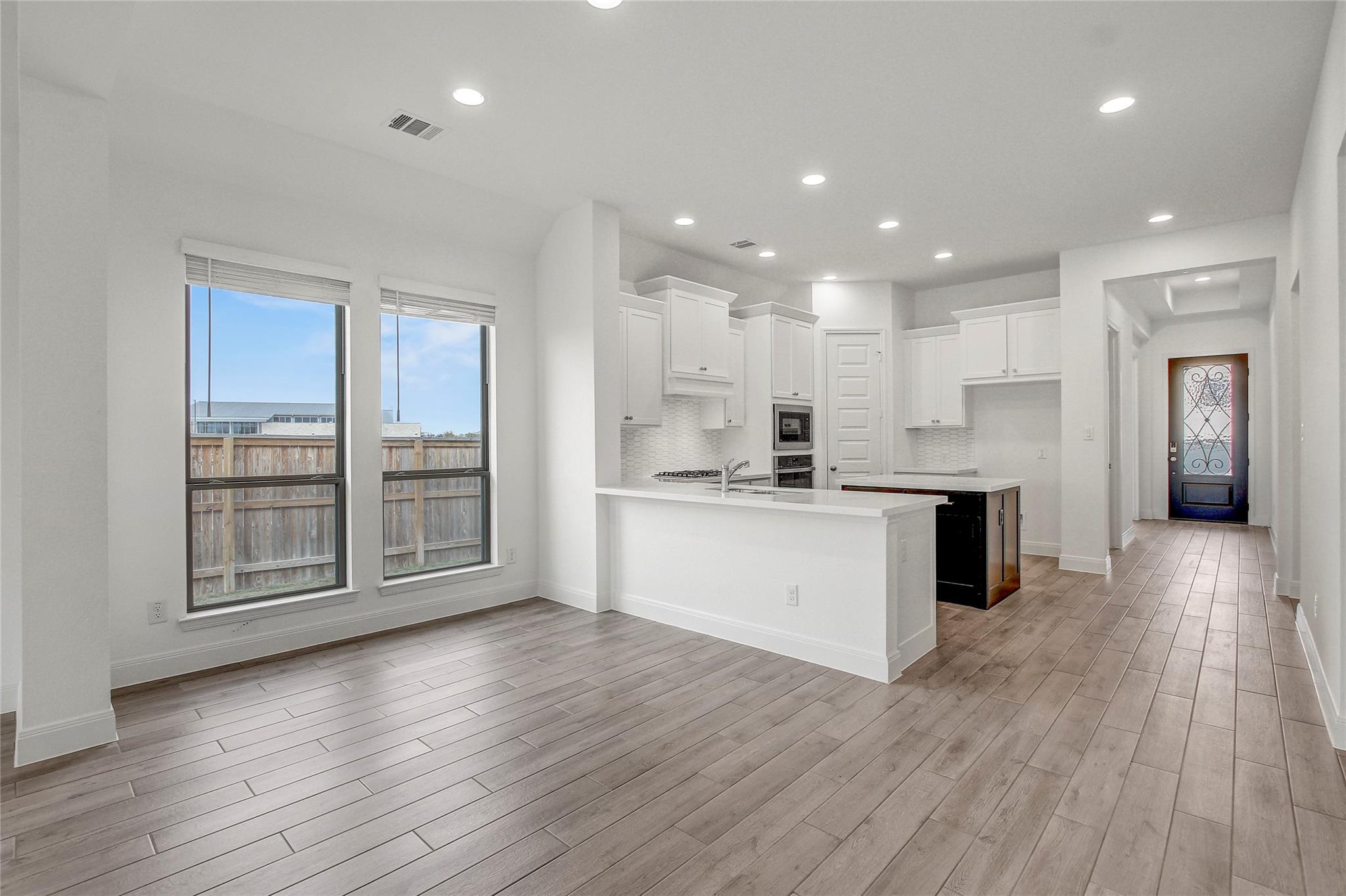 102 Marvins Bnd, Georgetown, TX 78626