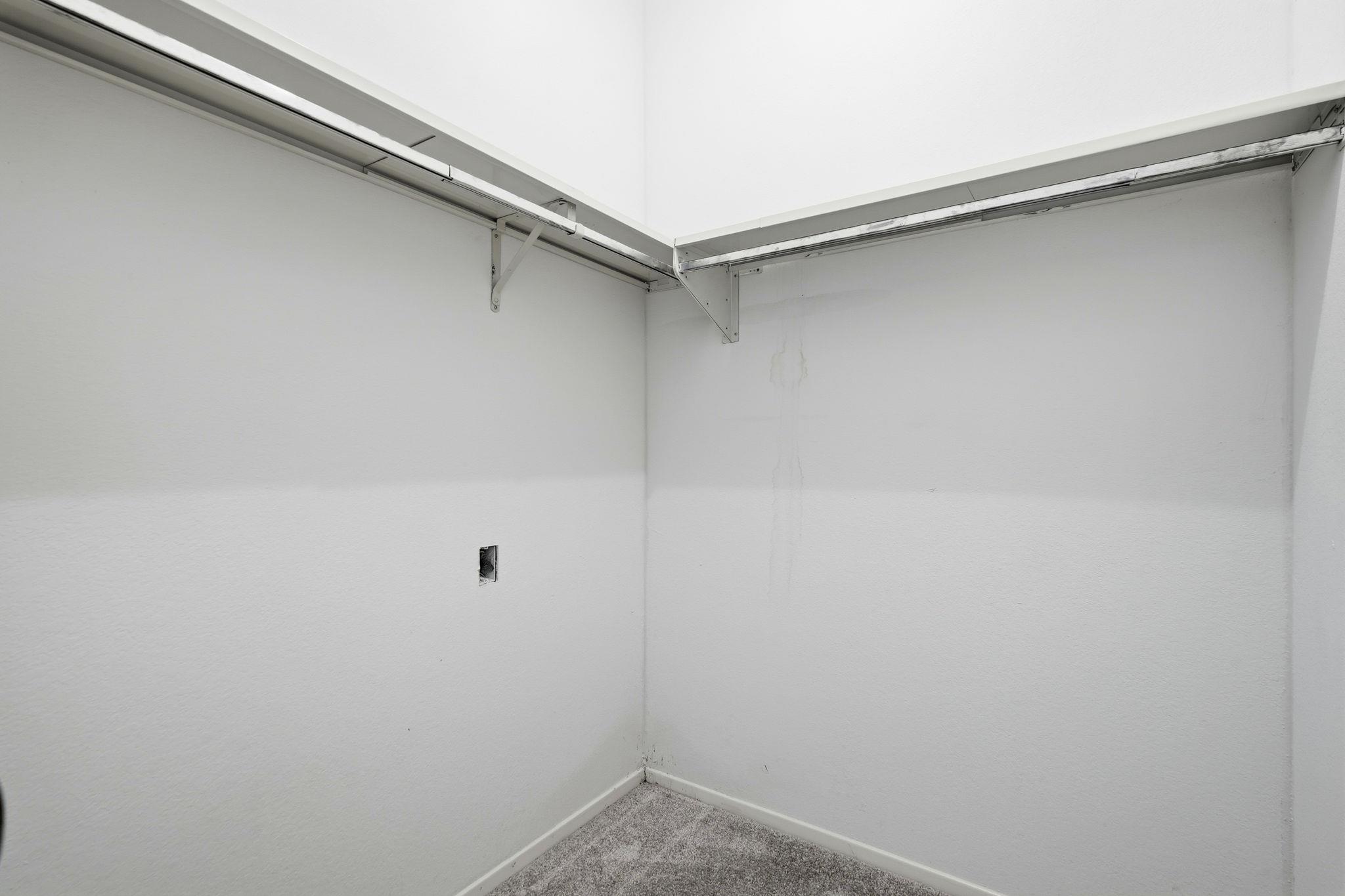 6501 Brush Country Rd # 120, Austin, TX 78749