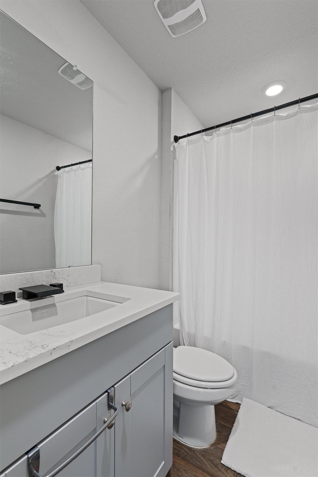 6021 Roderick Dr, Austin, TX 78724