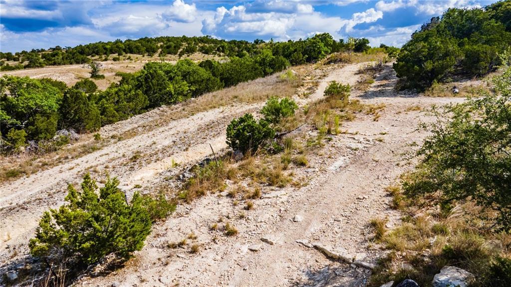 19500 Blanco Dr, Lago Vista, TX 78645