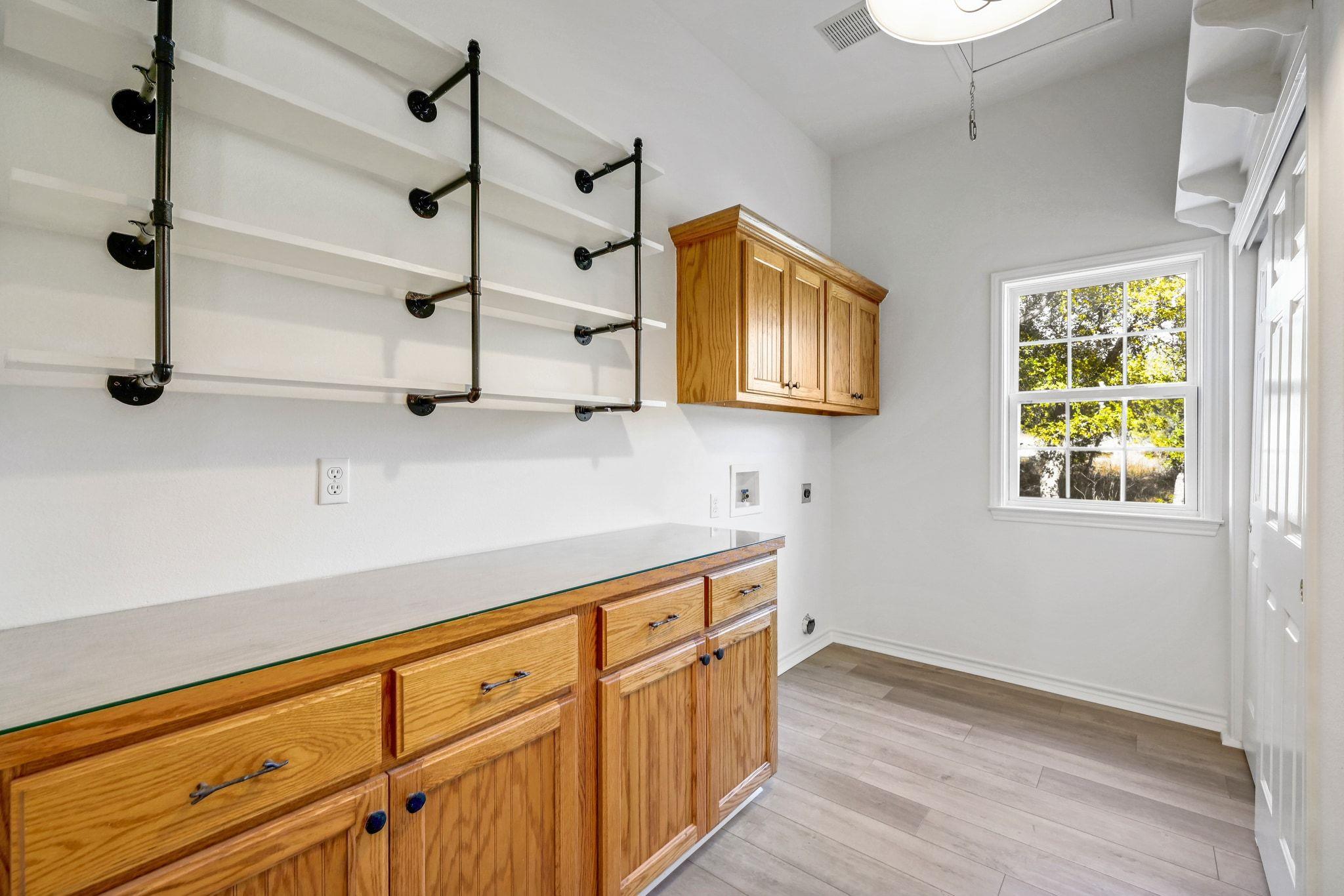 309 Deer Creek Dr, San Marcos, TX 78666