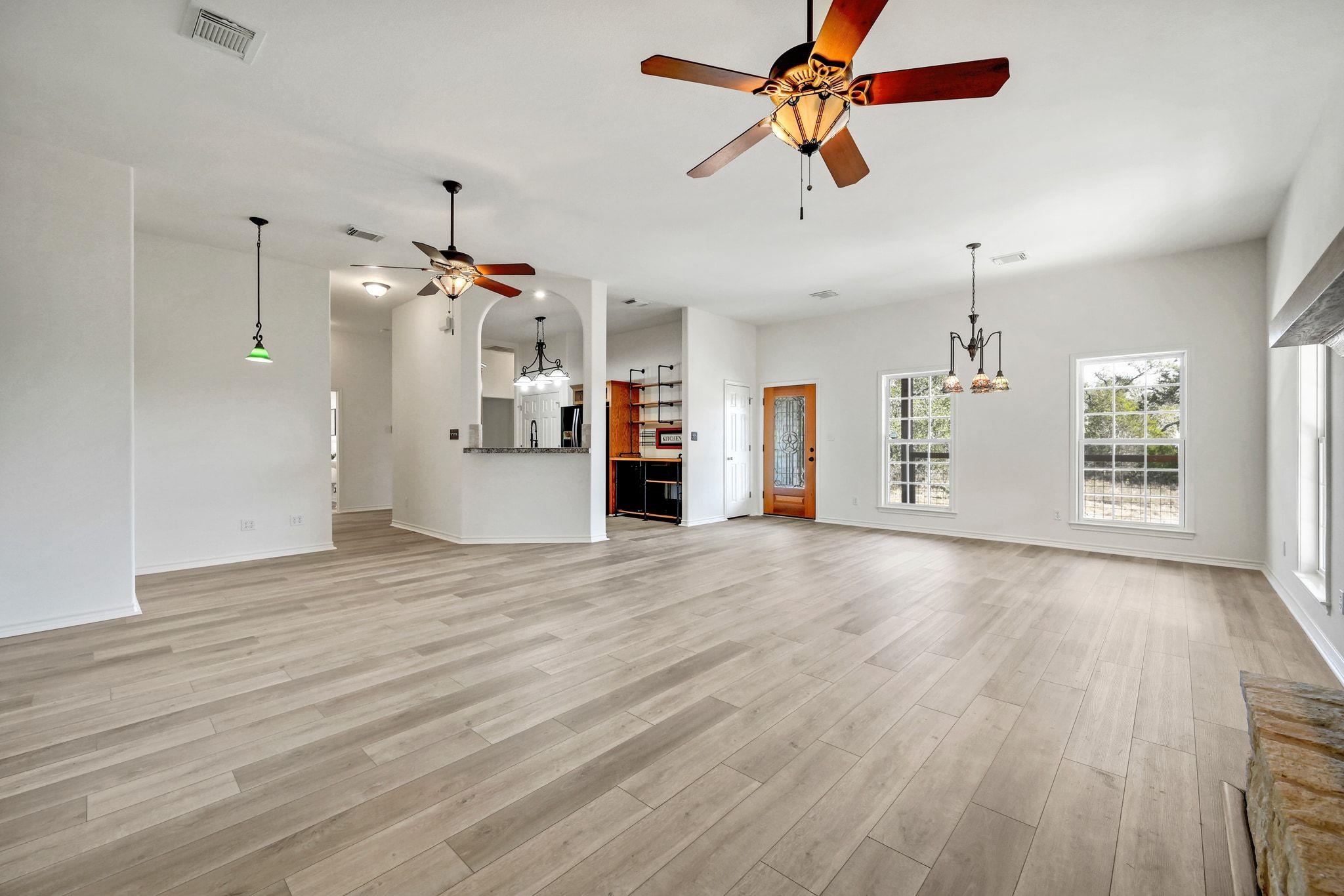 309 Deer Creek Dr, San Marcos, TX 78666