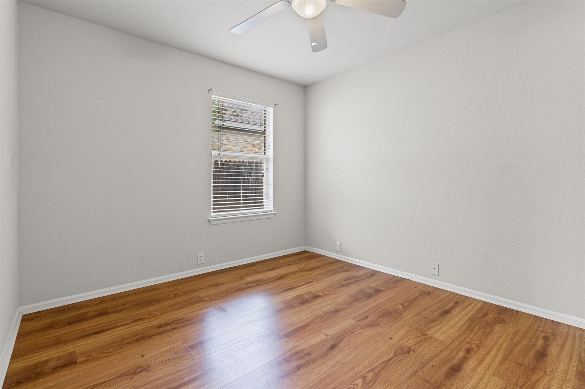 760 Kingfisher Ln, Leander, TX 78641