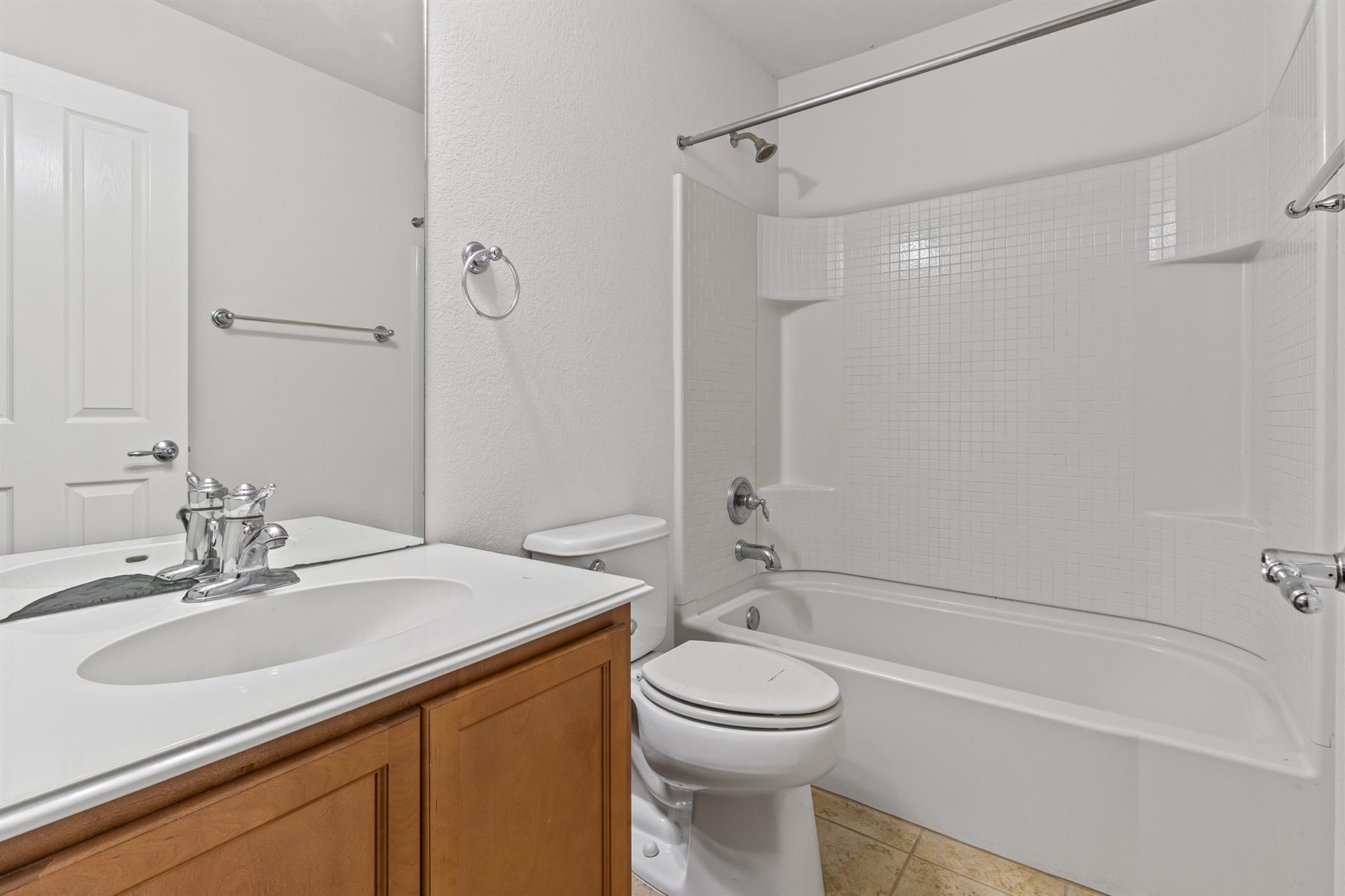 760 Kingfisher Ln, Leander, TX 78641