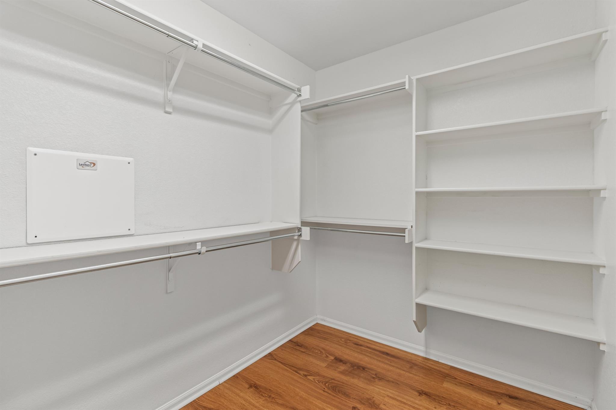 760 Kingfisher Ln, Leander, TX 78641