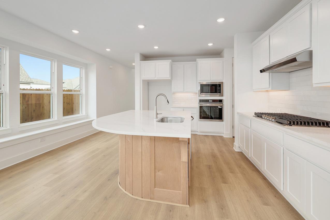 224 Menlo Bnd, Liberty Hill, TX 78642