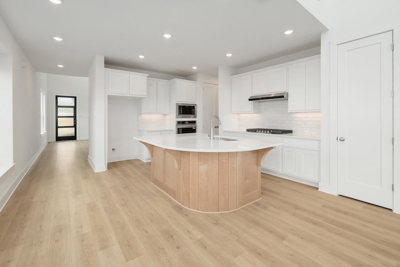 224 Menlo Bnd, Liberty Hill, TX 78642