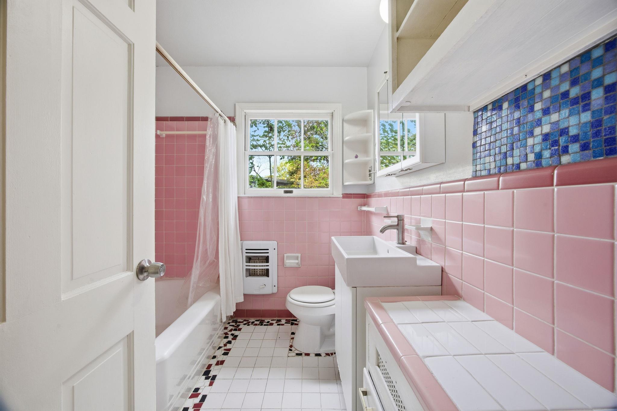 1706 E 38th 1/2 St, Austin, TX 78722