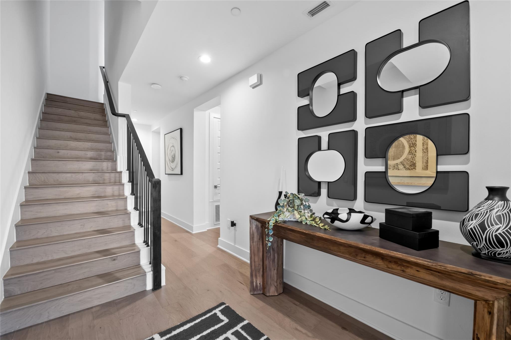 4310 Authentic Dr, Austin, TX 78731