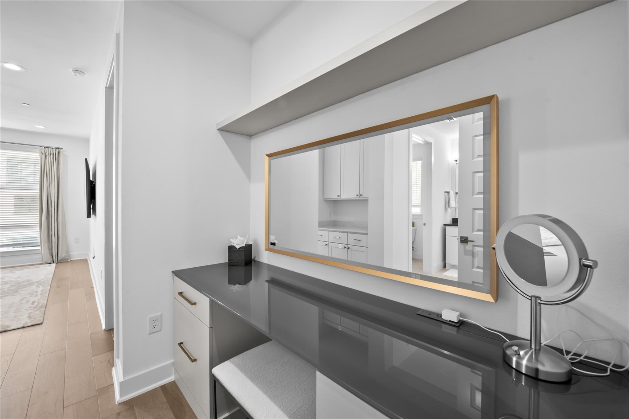 4310 Authentic Dr, Austin, TX 78731