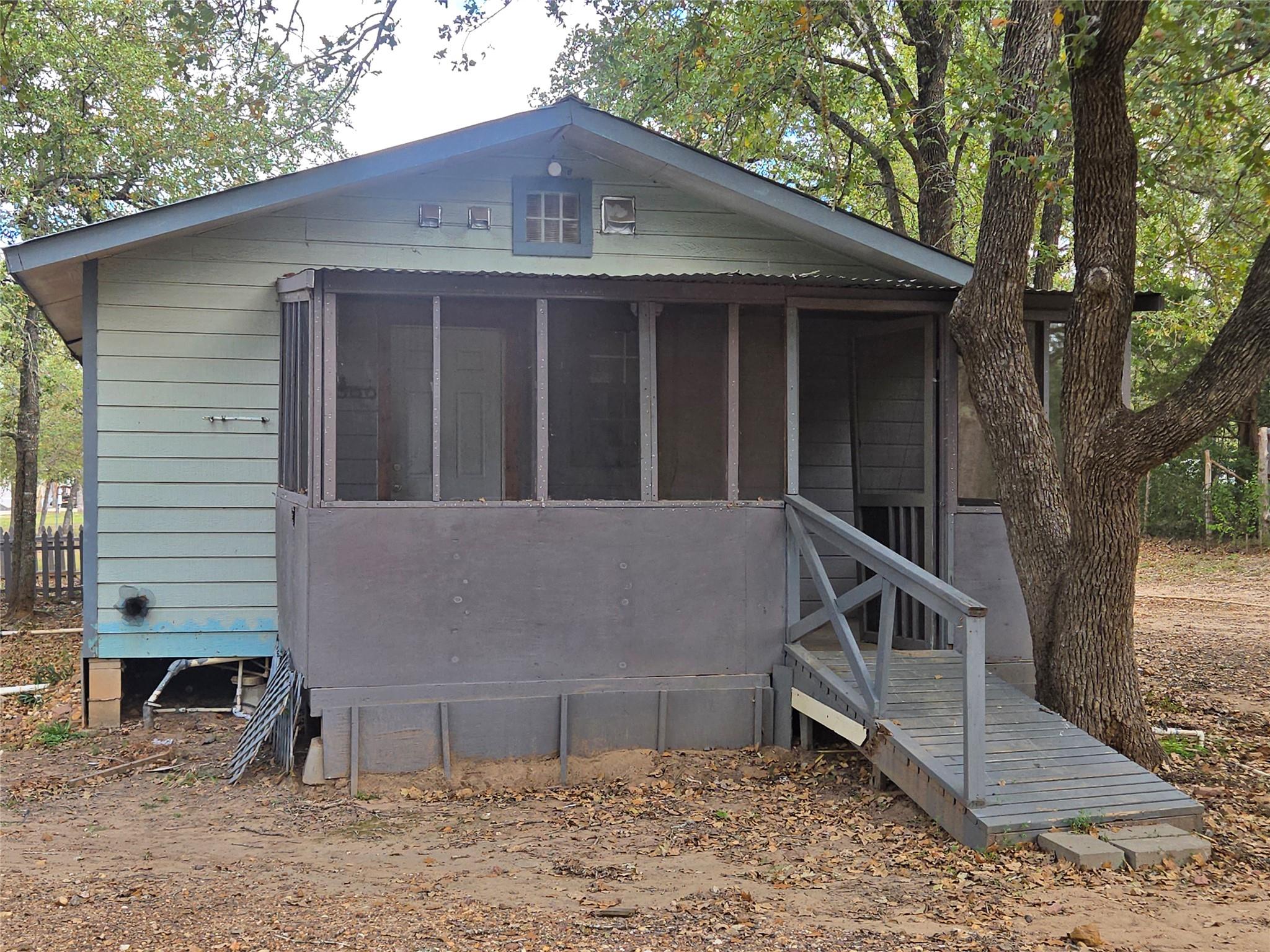 147 Sunset Hts, Bastrop, TX 78602