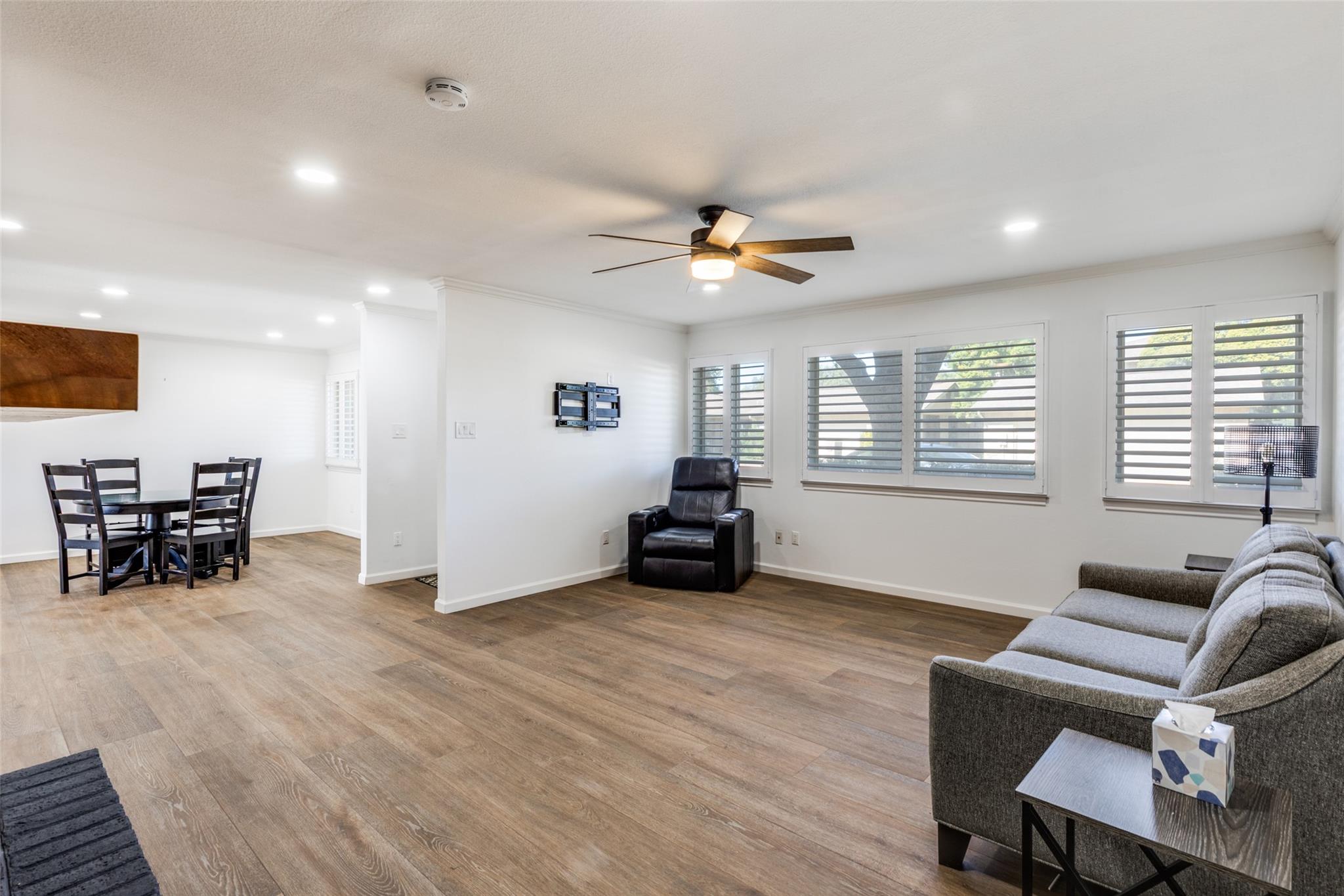 11127 Pinehurst Dr # C, Austin, TX 78747