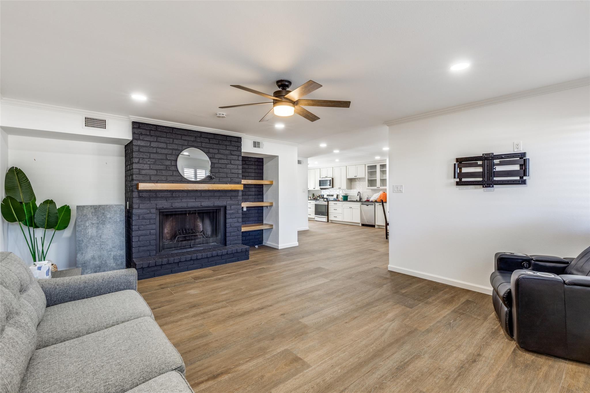 11127 Pinehurst Dr # C, Austin, TX 78747