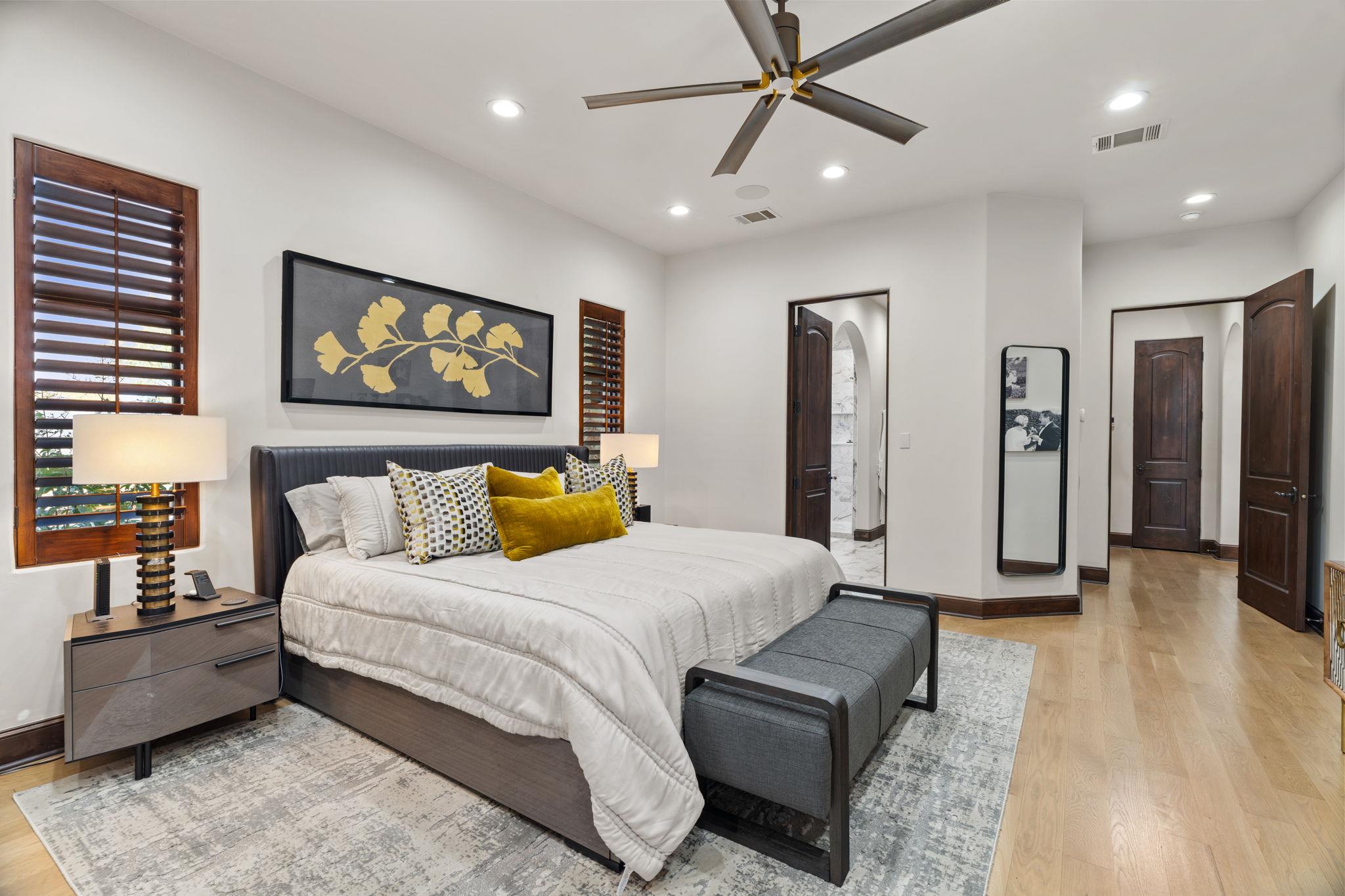 102 Estrella, Horseshoe Bay, TX 78657