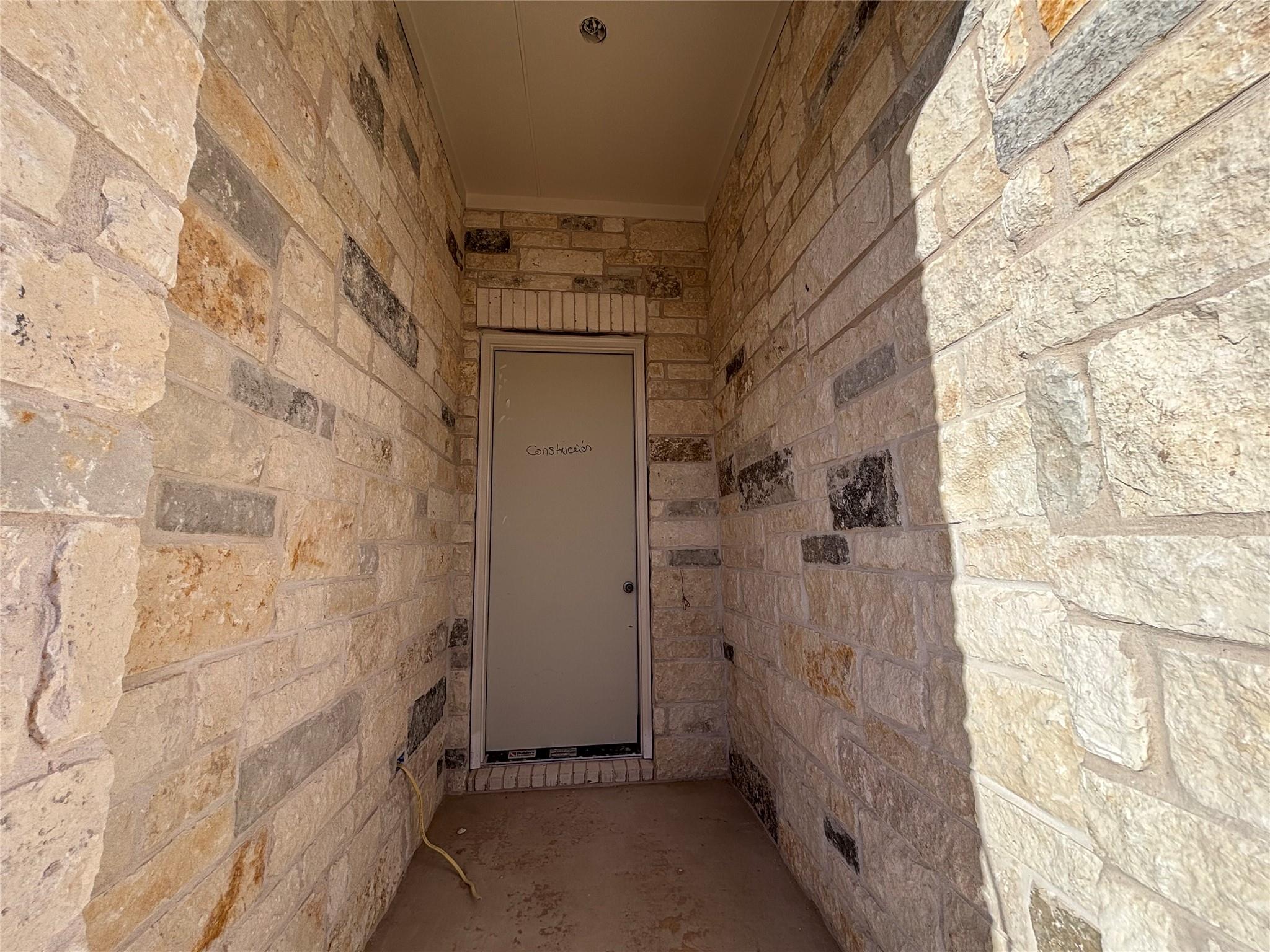 130 Rita Blanca Bnd, Bastrop, TX 78602